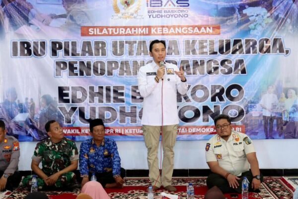 Ibas Tekankan Keadilan Pembangunan Hingga Desa di Hari Ibu