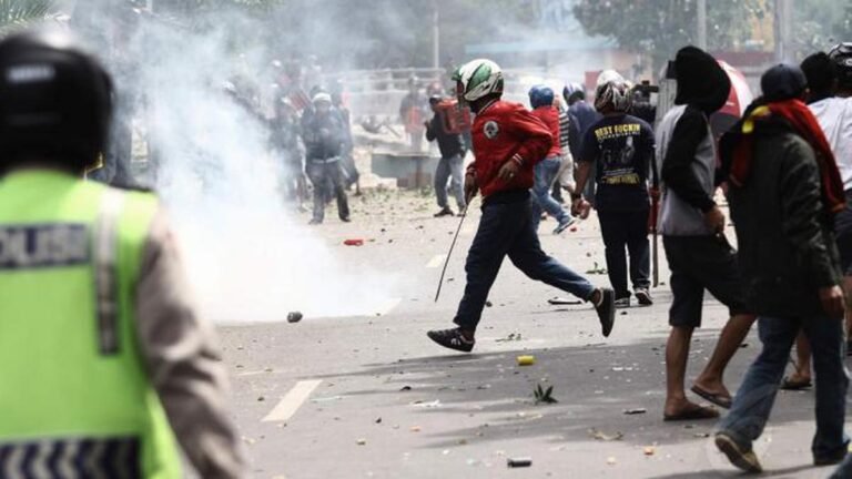 Bentrokan di Ambon, 2 Korban Luka Bacok dan Panah