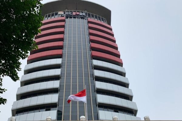 KPK Amankan 8 Pejabat Pajak dalam OTT di Jakarta Utara